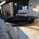 Hotel Medova Kossiv